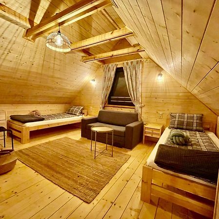 Wypoczynek Pod Lipami Bed and Breakfast Ruciane-Nida Exteriör bild