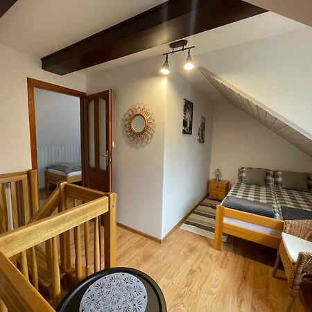 Wypoczynek Pod Lipami Bed and Breakfast Ruciane-Nida Exteriör bild