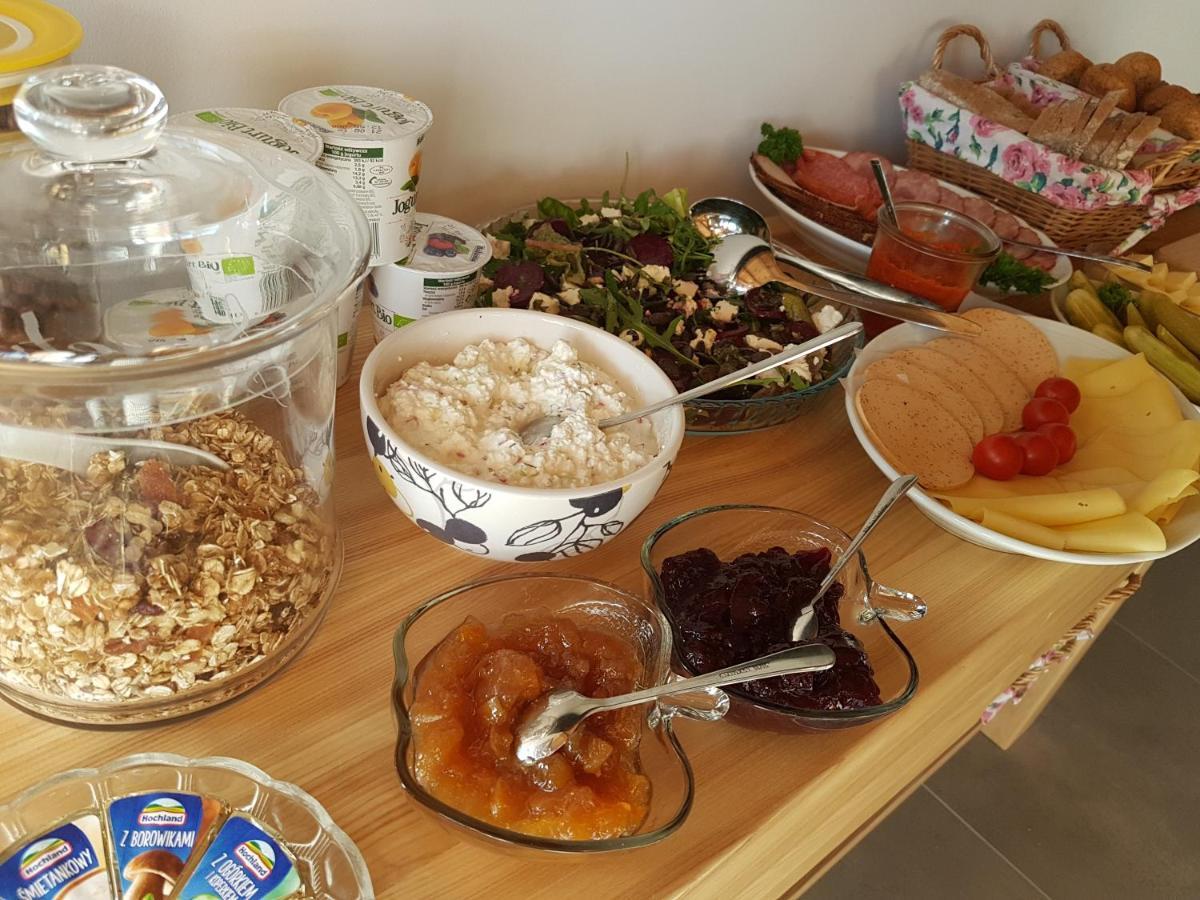Wypoczynek Pod Lipami Bed and Breakfast Ruciane-Nida Exteriör bild