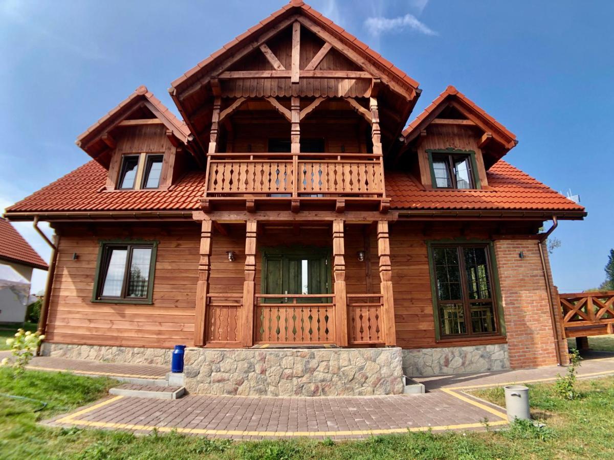 Wypoczynek Pod Lipami Bed and Breakfast Ruciane-Nida Exteriör bild