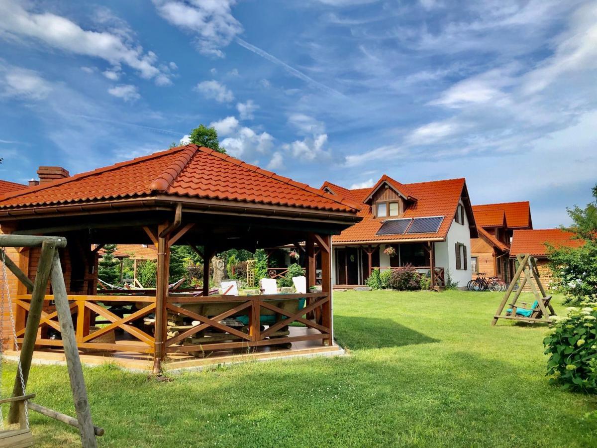 Wypoczynek Pod Lipami Bed and Breakfast Ruciane-Nida Exteriör bild