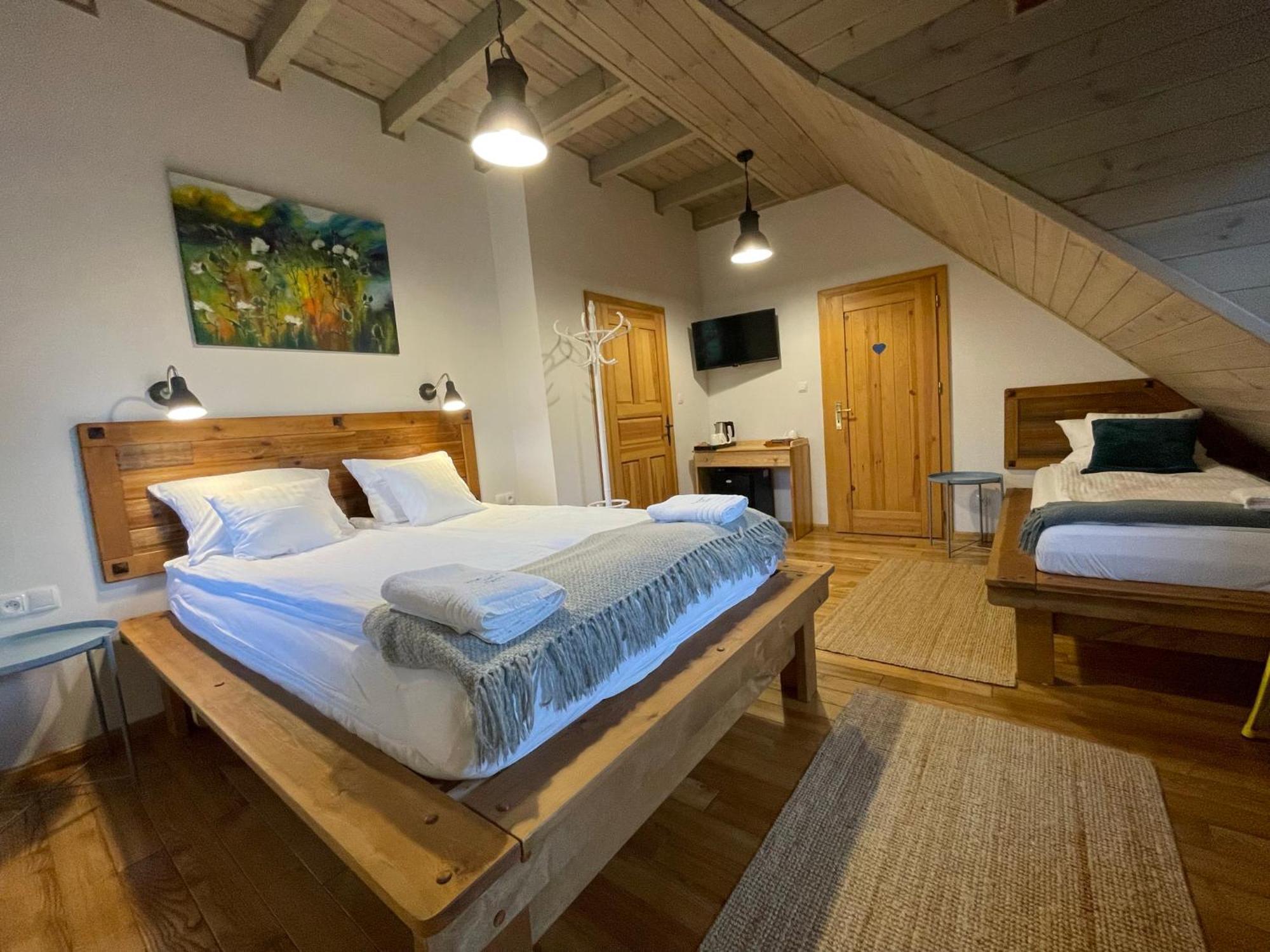 Wypoczynek Pod Lipami Bed and Breakfast Ruciane-Nida Exteriör bild